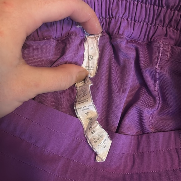 LULULEMON shorts - Picture 4 of 8